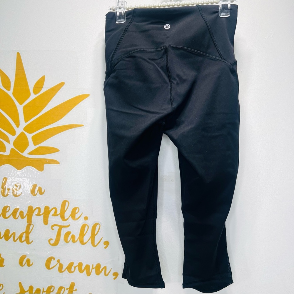 LULULEMON Wunder Under Solid Black Crop Side Mesh Leggings Size 4 - Picture 8 of 9